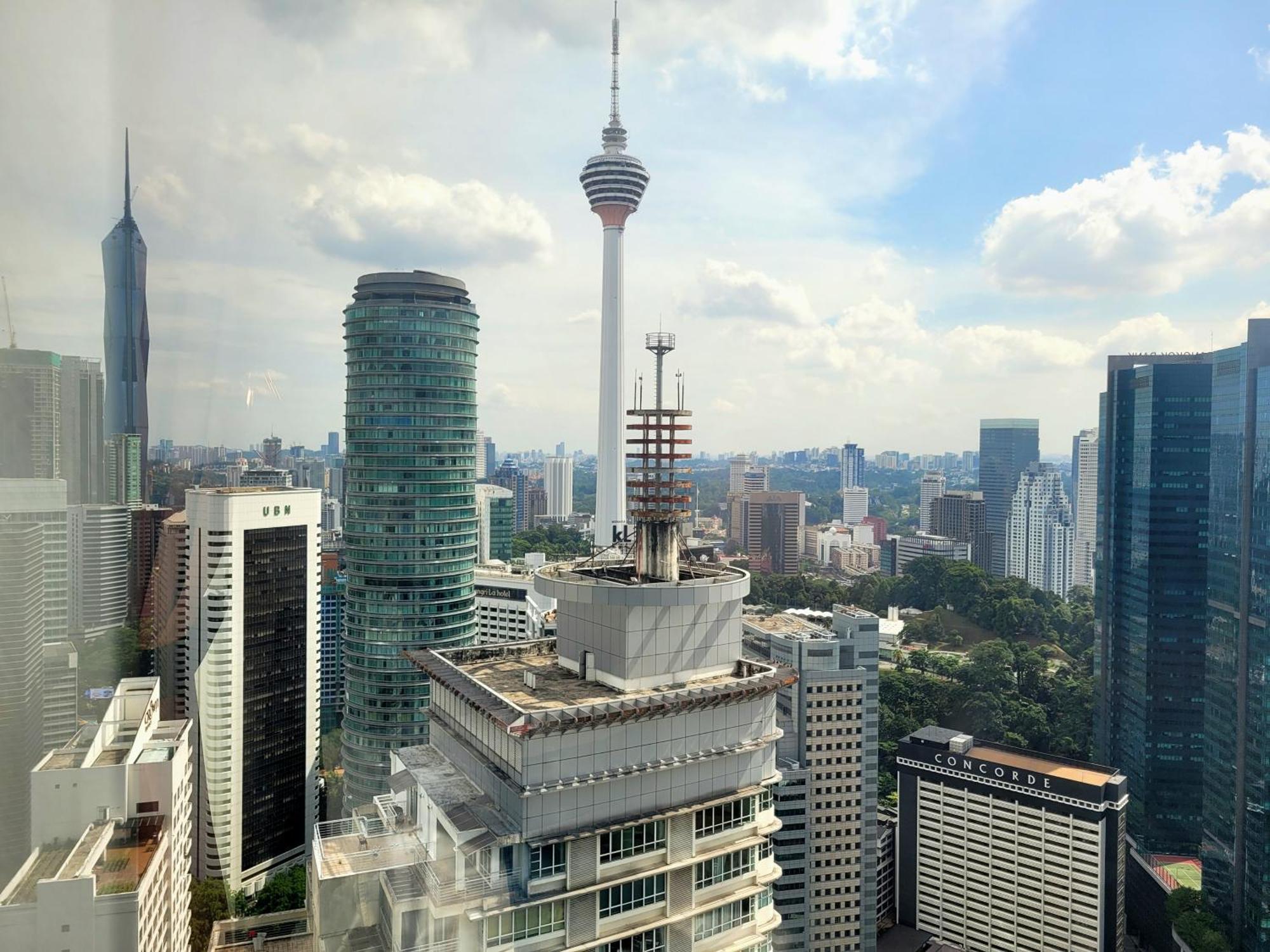 Sky Suites Klcc By Asiapex 쿠알라룸푸르 객실 사진