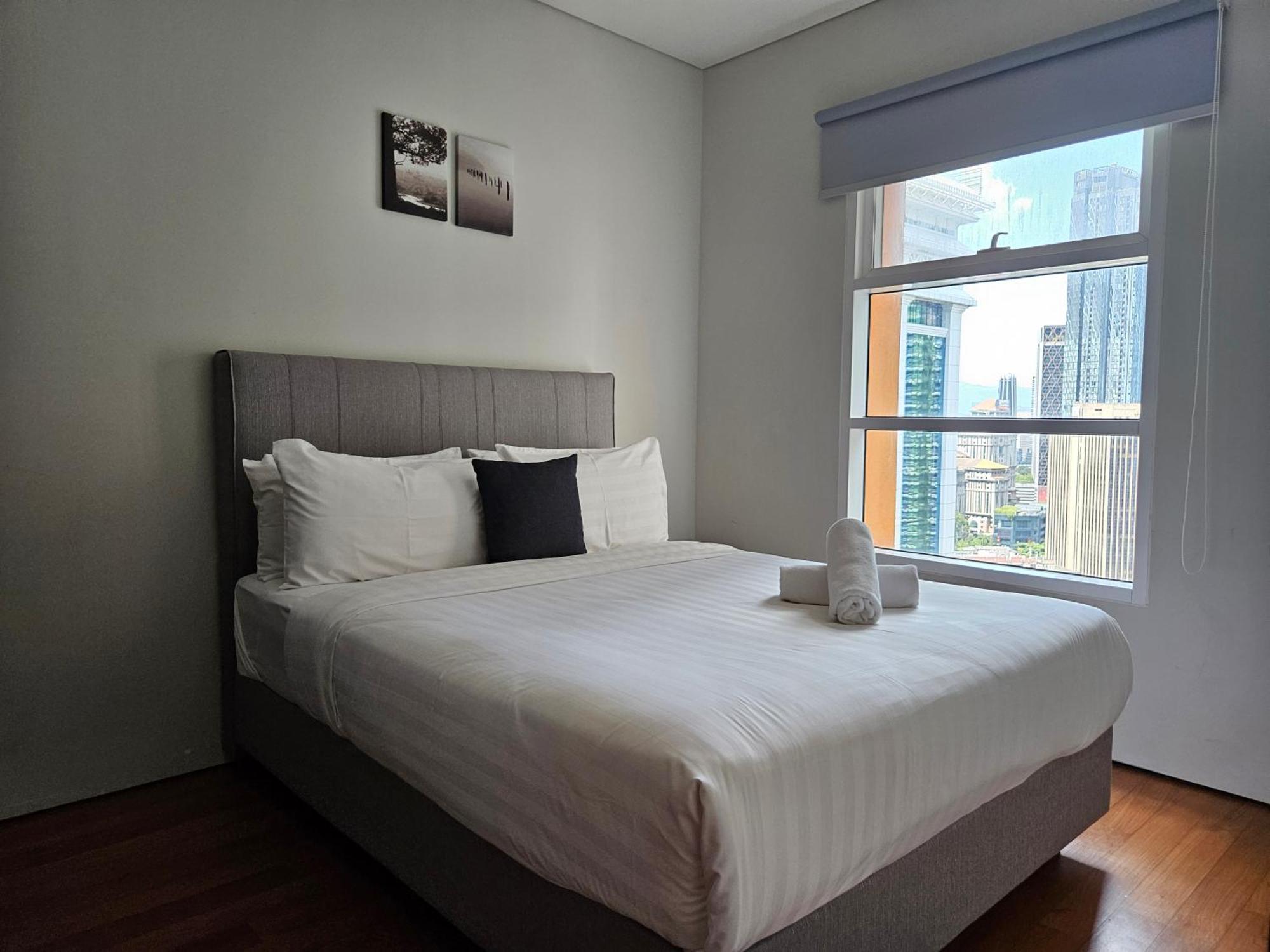 Sky Suites Klcc By Asiapex 쿠알라룸푸르 객실 사진